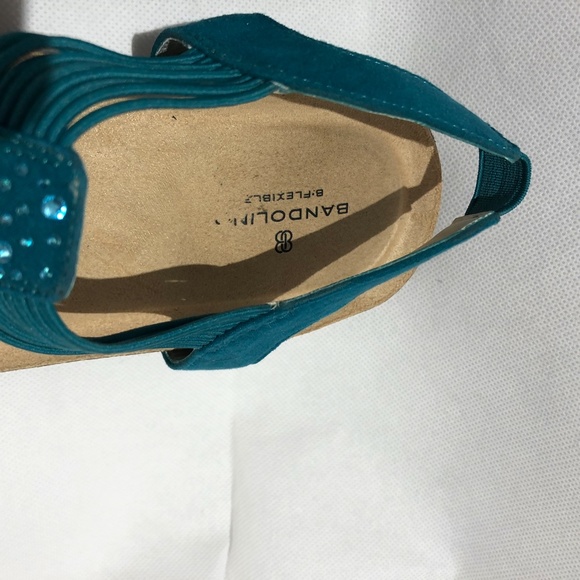 Bandolino B-Flexible Wedge T-strap Teal Sandal 7.5 - Picture 2 of 6